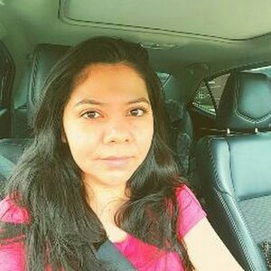 Meet your Posher, Romelia